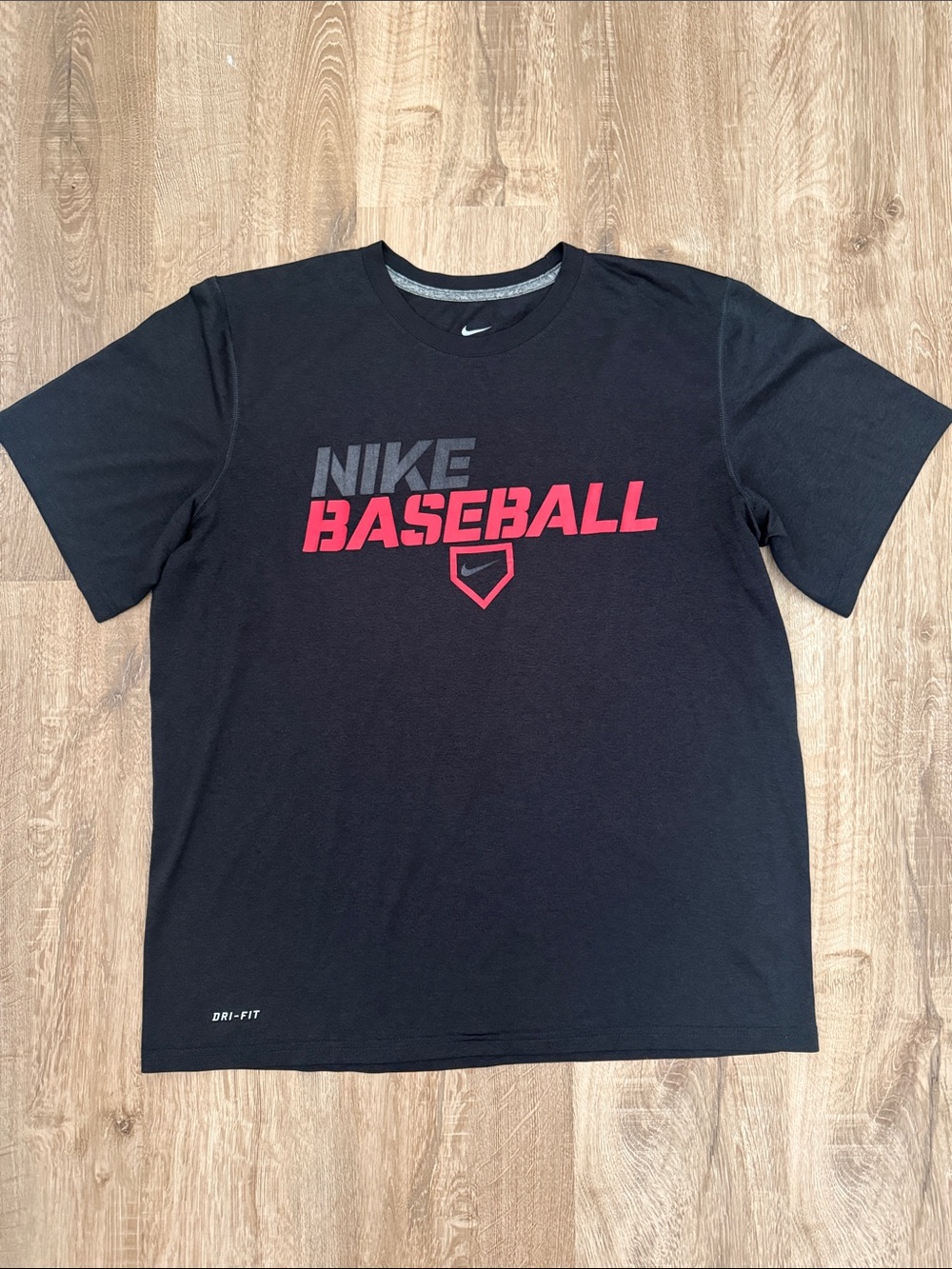 Nike Men’s Black & Red Dri-Fit Baseball Graphic Tee, Size Large